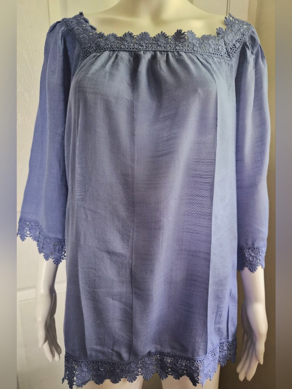 Zac & Rachel Crochet Lace Trim Square Neck Peasant Blouse.